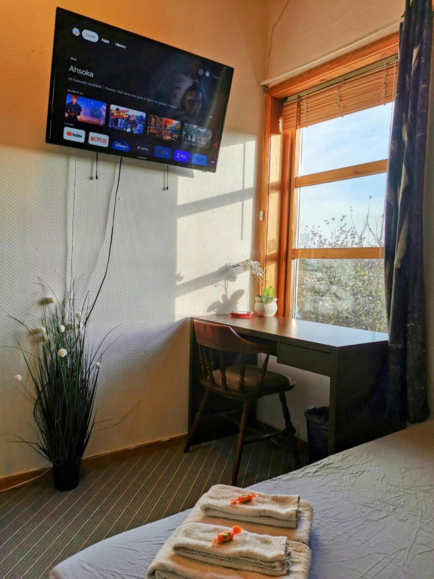 Mikael'S Bed & Spa Сандефьорд Экстерьер фото